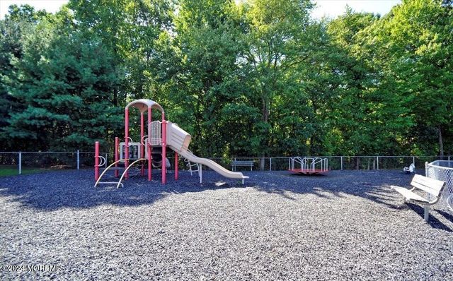785 Banyan Court, Marlboro, NJ 07746