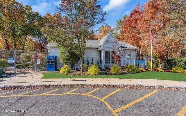 785 Banyan Court, Marlboro, NJ 07746