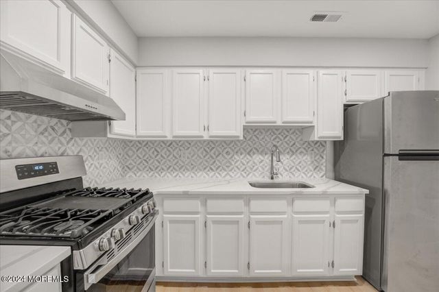 785 Banyan Court, Marlboro, NJ 07746