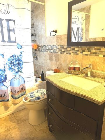14241 S Marquette Avenue, Burnham, IL 60633