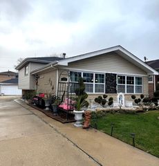 14241 S Marquette Avenue, Burnham, IL 60633
