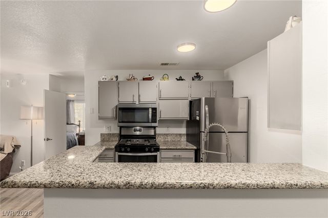 2200 South Fort Apache Road 1093, Las Vegas, NV 89117