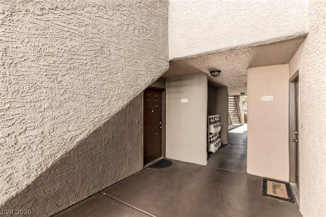 2200 South Fort Apache Road 1093, Las Vegas, NV 89117