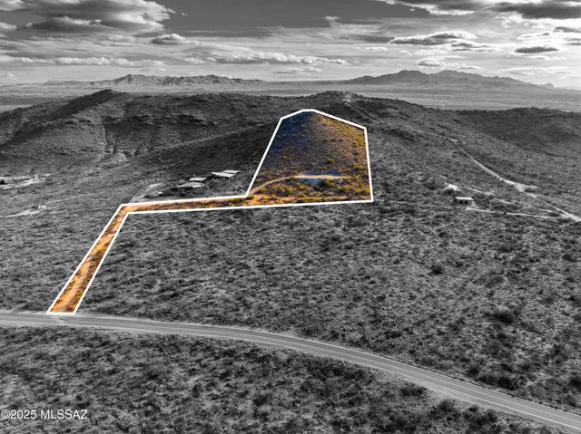 15590 E Colossal Cave Road, Vail, AZ 85641