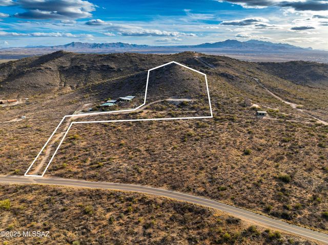 15590 E Colossal Cave Road, Vail, AZ 85641