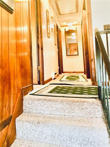 24 Continental Drive, Middletown, RI 02842