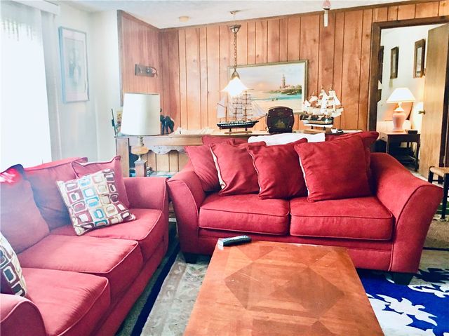 24 Continental Drive, Middletown, RI 02842