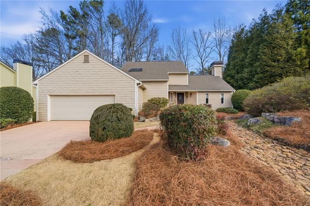 4492 Windsor Oaks Drive, Marietta, GA 30066