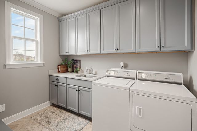 1041 Lawson Ln, Nolensville, TN 37135