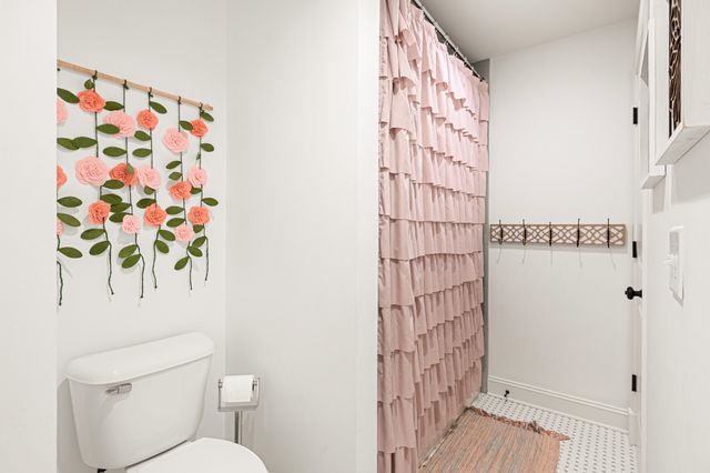 1041 Lawson Ln, Nolensville, TN 37135