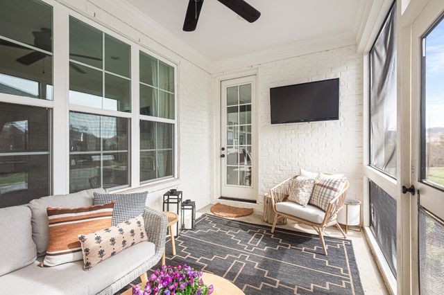 1041 Lawson Ln, Nolensville, TN 37135