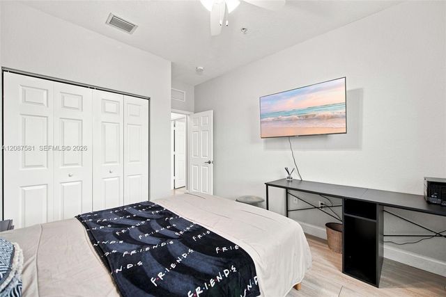 156 SW 185th Way, Pembroke Pines, FL 33029