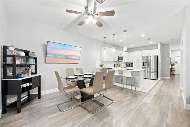 156 SW 185th Way, Pembroke Pines, FL 33029