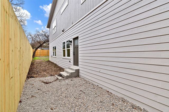 2844 S Marsalis Avenue, Dallas, TX 75216