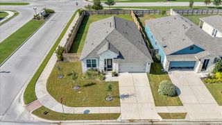 122 Patrick Herndon DR, Bastrop, TX 78602