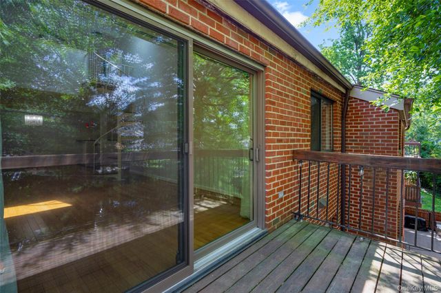 18 Bronxville Glen Drive 11, Bronxville, NY 10708