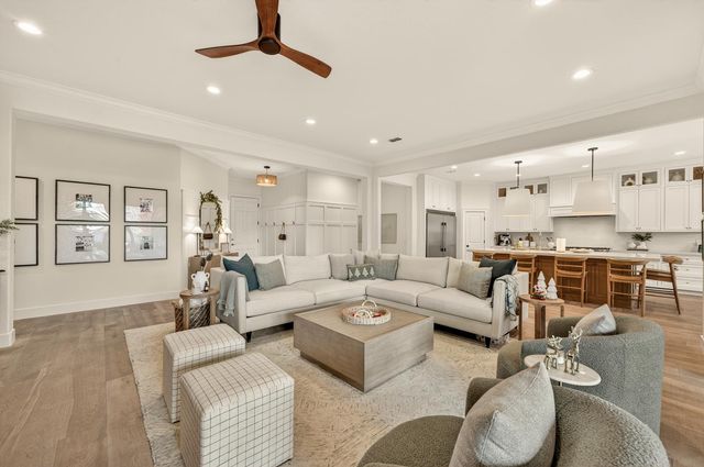 1784 Krpan Dr, Roseville, CA 95747