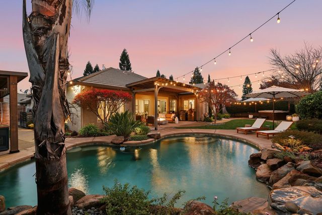 1784 Krpan Dr, Roseville, CA 95747