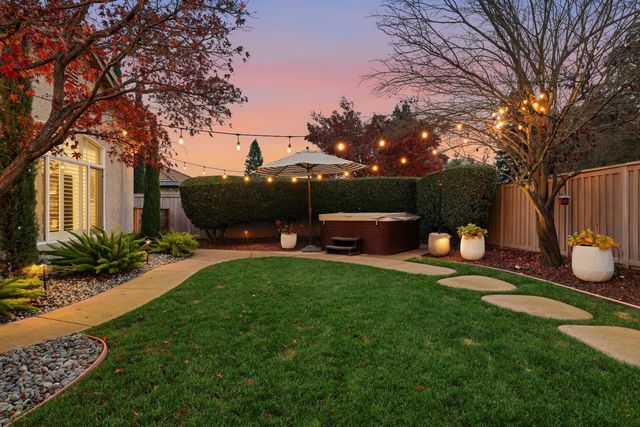 1784 Krpan Dr, Roseville, CA 95747