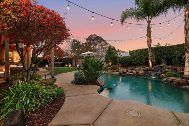 1784 Krpan Dr, Roseville, CA 95747