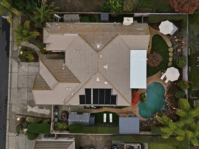 1784 Krpan Dr, Roseville, CA 95747