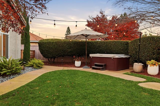 1784 Krpan Dr, Roseville, CA 95747