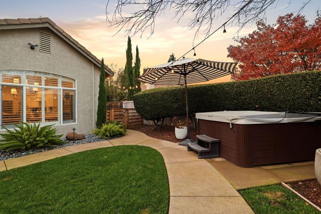 1784 Krpan Dr, Roseville, CA 95747