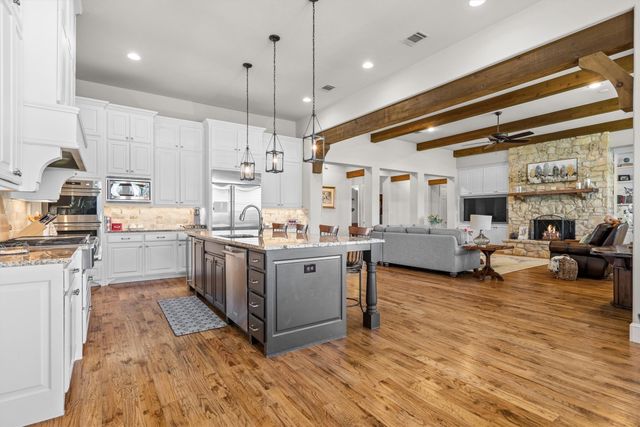115 Quiet Hill Circle, Copper Canyon, TX 76226