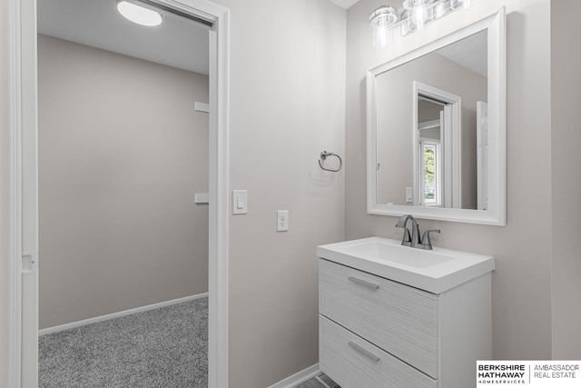 3406 Lynnwood Drive, Bellevue, NE 68123