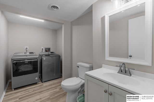 3406 Lynnwood Drive, Bellevue, NE 68123