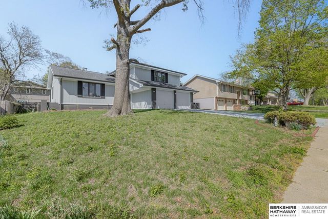 3406 Lynnwood Drive, Bellevue, NE 68123