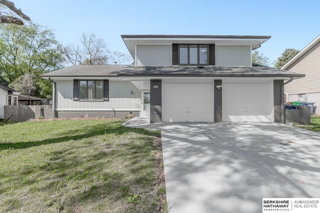 3406 Lynnwood Drive, Bellevue, NE 68123