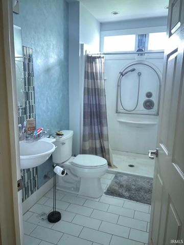 163 Superior Boulevard, Elkhart, IN 46516