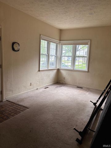 163 Superior Boulevard, Elkhart, IN 46516