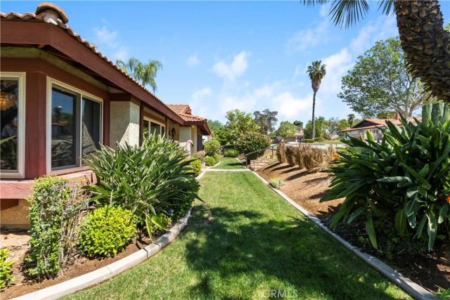 1330 Candela Street, Redlands, CA 92373
