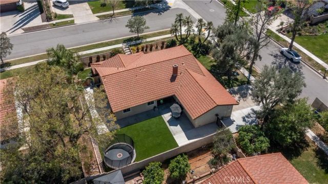 1330 Candela Street, Redlands, CA 92373