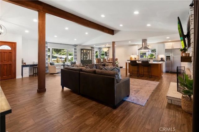 1330 Candela Street, Redlands, CA 92373