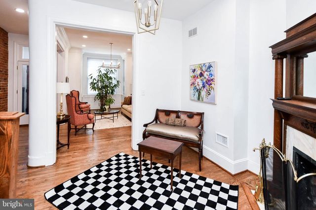 34 R ST NE, Washington, DC 20002