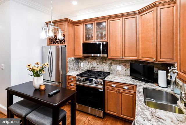 34 R ST NE, Washington, DC 20002