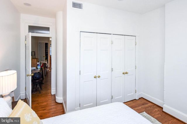 34 R ST NE, Washington, DC 20002