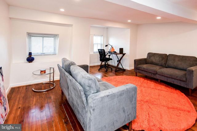 34 R ST NE, Washington, DC 20002