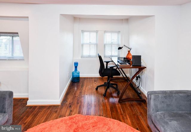 34 R ST NE, Washington, DC 20002