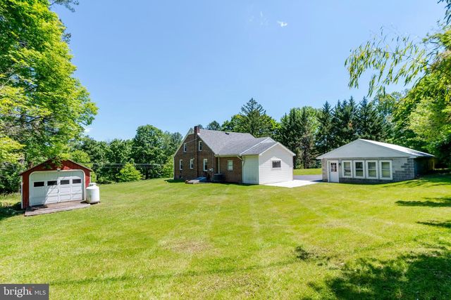 1104 ALLEGHENYVILLE RD, Mohnton, PA 19540