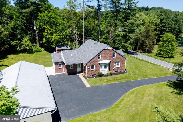 1104 ALLEGHENYVILLE RD, Mohnton, PA 19540