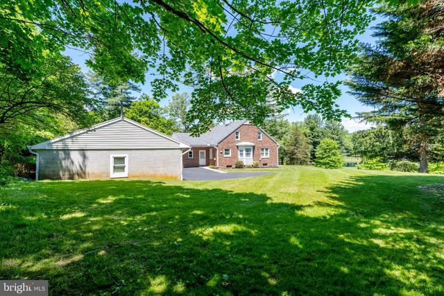 1104 ALLEGHENYVILLE RD, Mohnton, PA 19540
