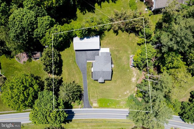 1104 ALLEGHENYVILLE RD, Mohnton, PA 19540