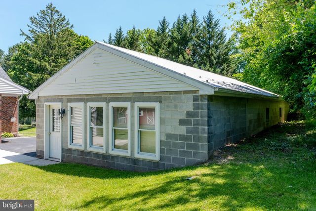 1104 ALLEGHENYVILLE RD, Mohnton, PA 19540