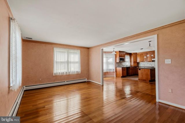1104 ALLEGHENYVILLE RD, Mohnton, PA 19540