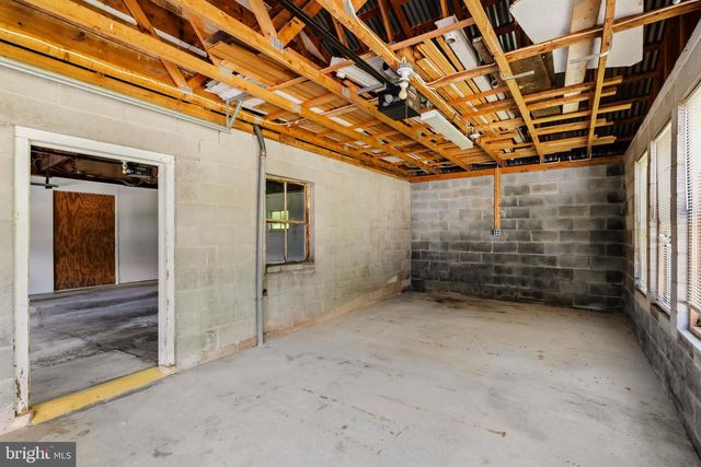 1104 ALLEGHENYVILLE RD, Mohnton, PA 19540