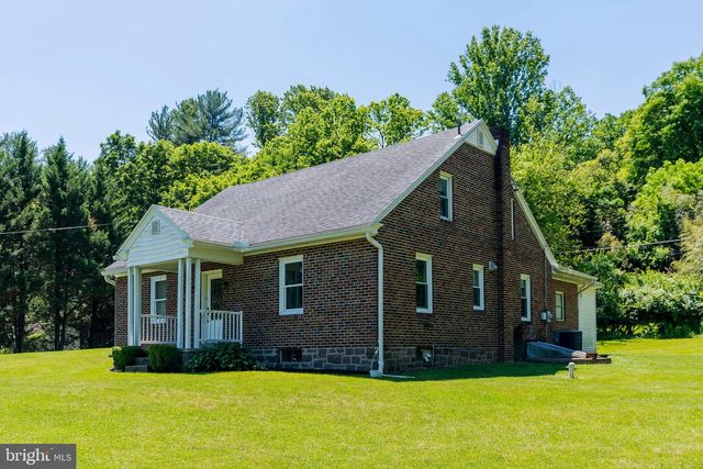 1104 ALLEGHENYVILLE RD, Mohnton, PA 19540